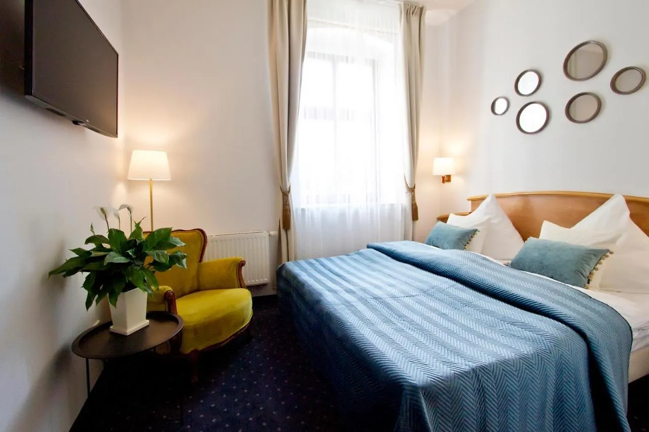 Hotel Bugatti Breslau 3*,  Polen